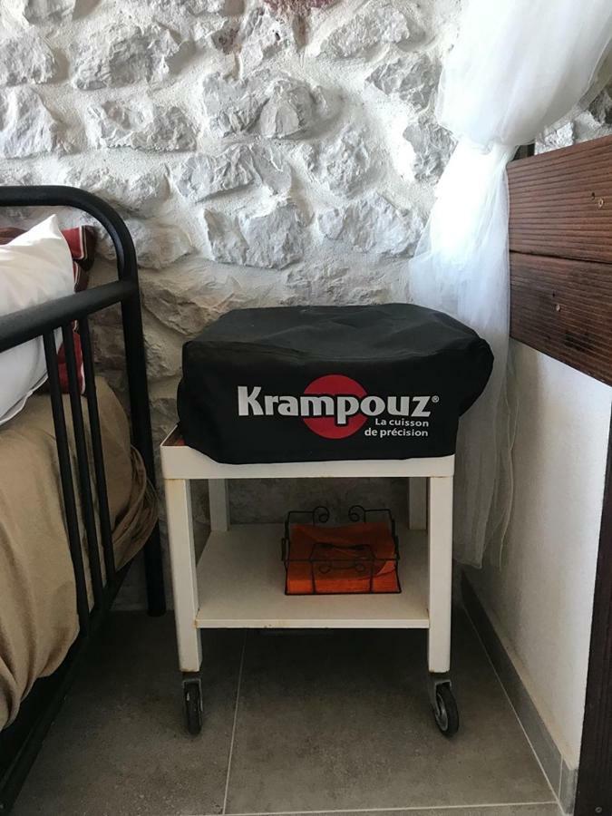 Le Cabanon Bleu Sur La Plage Marseille Ngoại thất bức ảnh