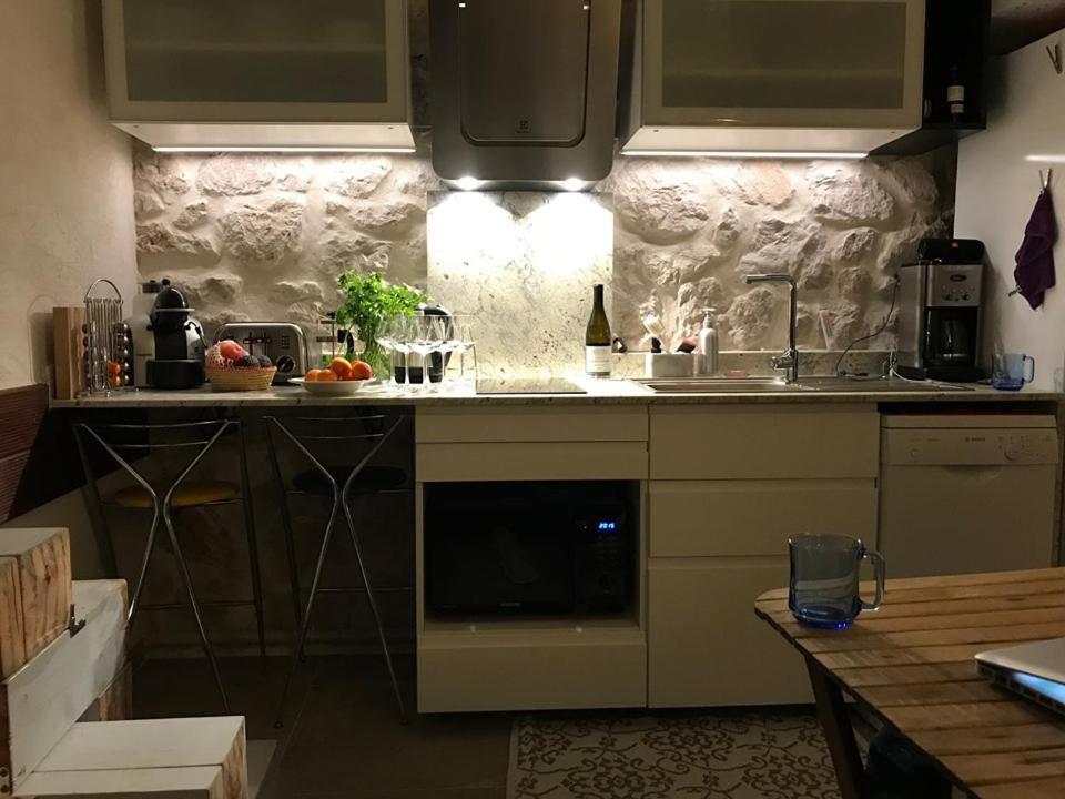 Le Cabanon Bleu Sur La Plage Marseille Ngoại thất bức ảnh